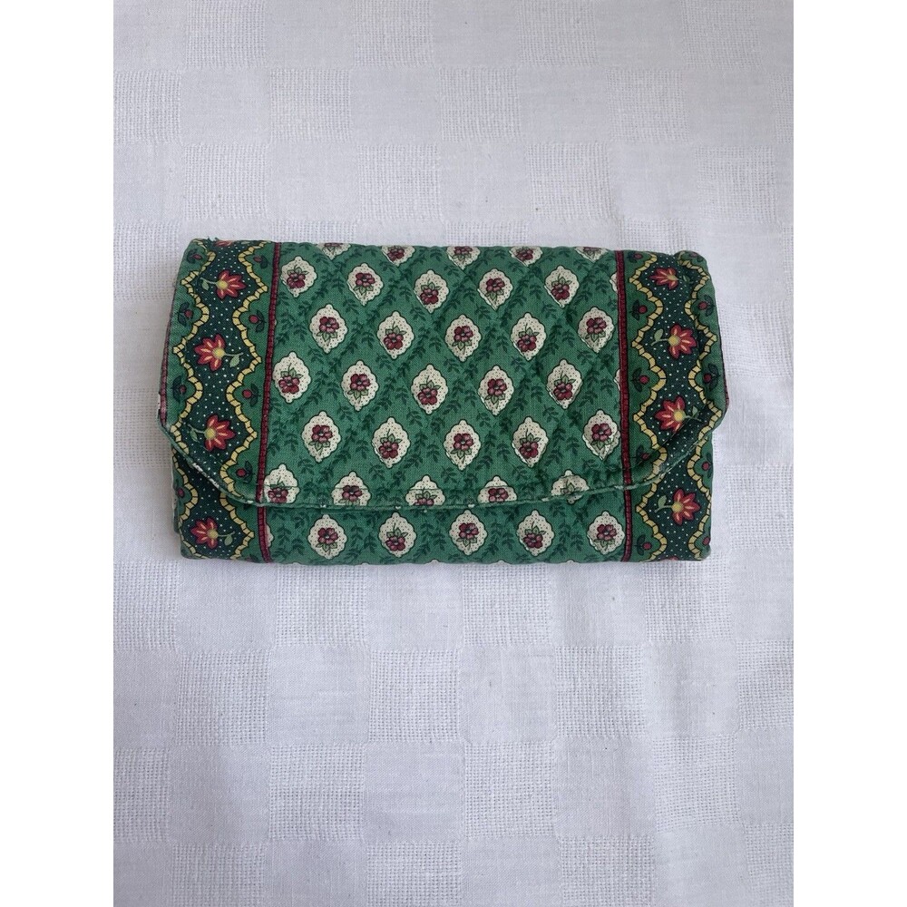Y2K Vintage Vera Bradley Wallet Greenfield Retired Pattern Floral Quilt Grandma